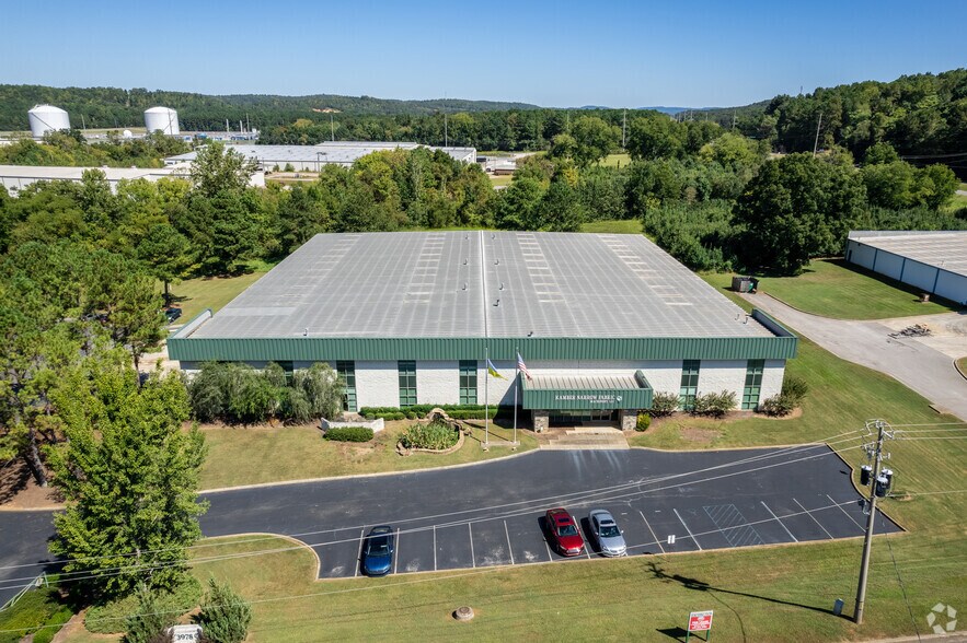 More Photos Of 3978 Valley East Industrial Dr, Birmingham Manufacturing For Lease