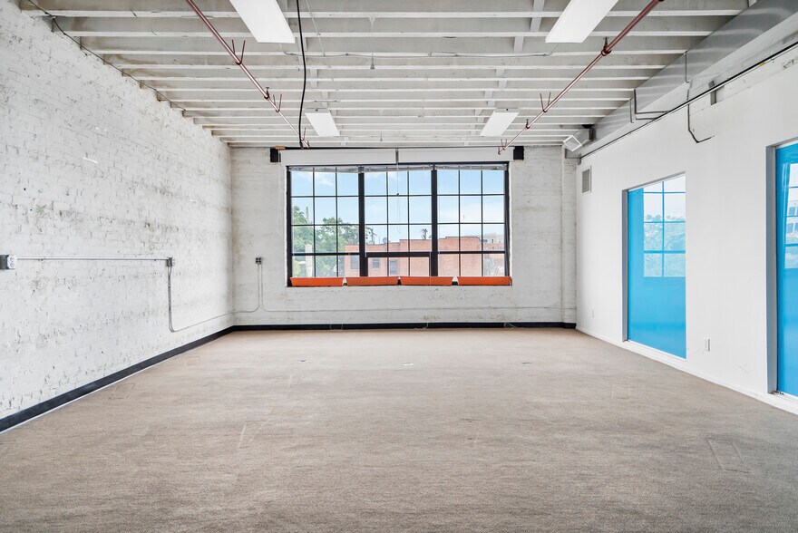 More Photos Of 1434 Fleet St, Baltimore Showroom For Lease
