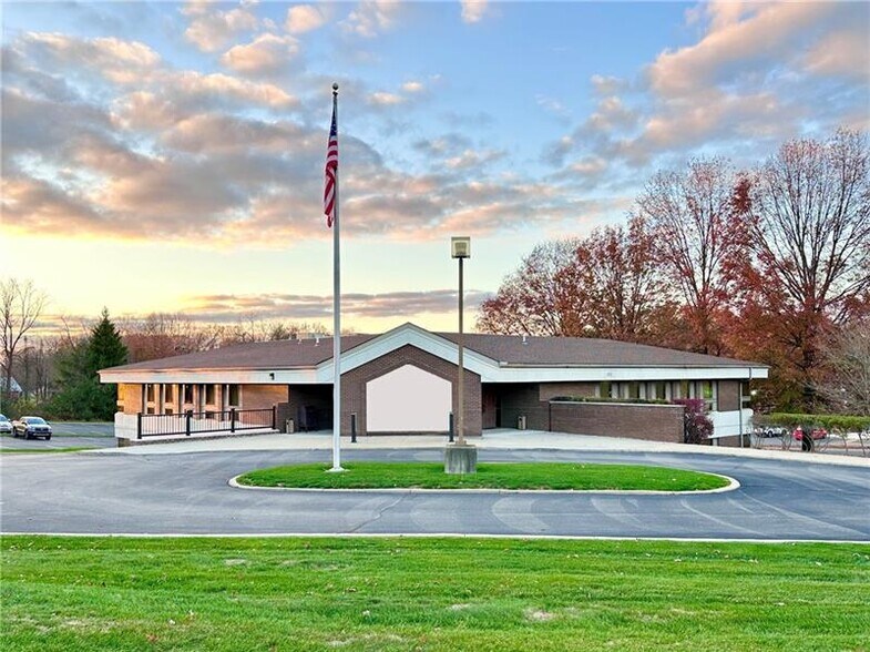 Primary Photo Of 2599 Wilmington Rd, New Castle Office For Sale