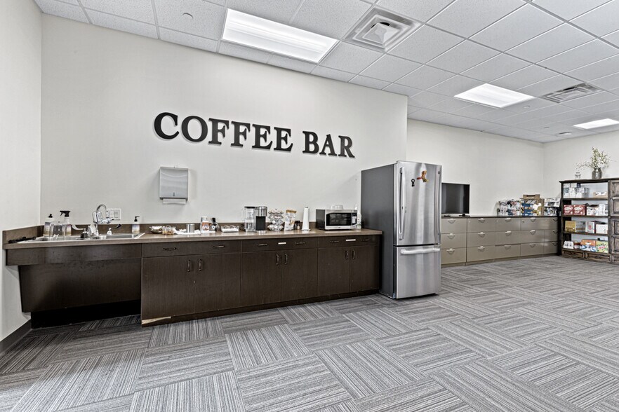 More Photos Of 2701 Sunset Ridge Dr, Rockwall Office For Lease
