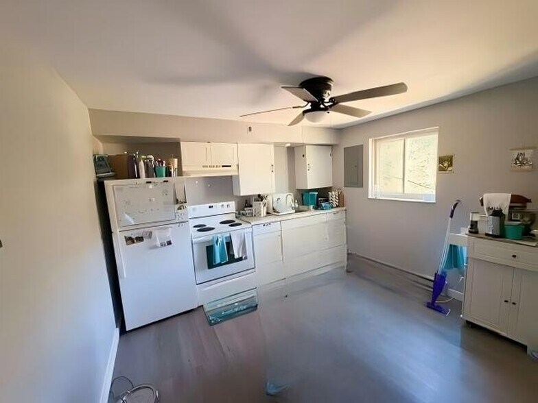 More Photos Of 670 High St, Waynesville Apartments For Sale