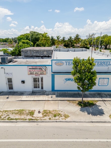 More Photos Of 10822-10824 NW 7th Ave, Miami Freestanding For Lease