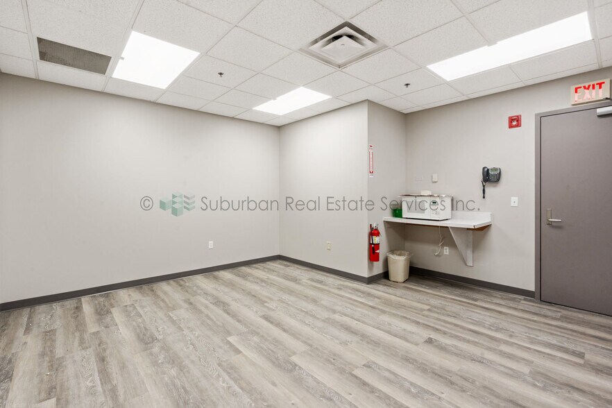 More Photos Of 1900 Ogden Ave, Aurora Office For Sale