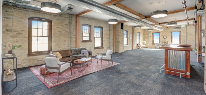 More Photos Of 422 N 15th St, Milwaukee Loft Creative Space For Lease