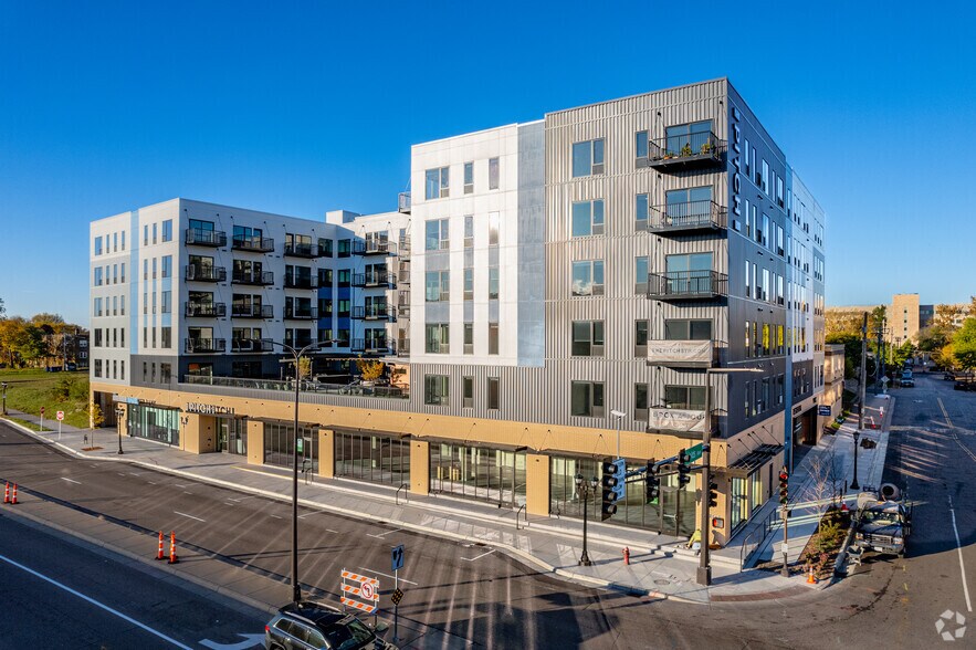 More Photos Of 427 N Snelling Ave, Saint Paul Apartments For Lease