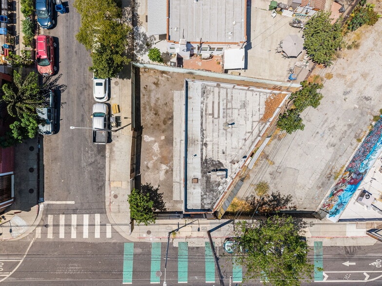 More Photos Of 4733 W Adams Blvd, Los Angeles General Retail For Sale