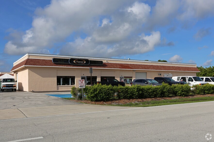 Primary Photo Of 1592 SE Village Green Dr, Port Saint Lucie Warehouse For Lease