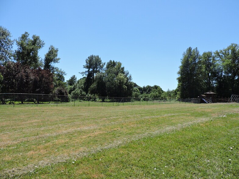 More Photos Of 940 W Main St, Sheridan Religious Facility For Sale