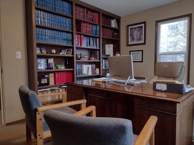 More Photos Of 215 Tacoma Ave S, Tacoma Office For Sale
