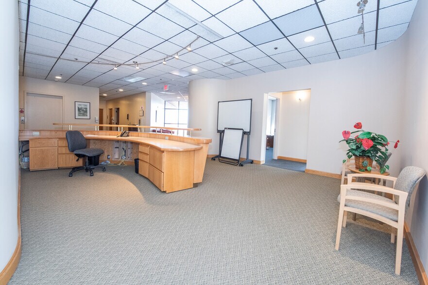 More Photos Of 201 E 56th Ave, Anchorage Office For Sale