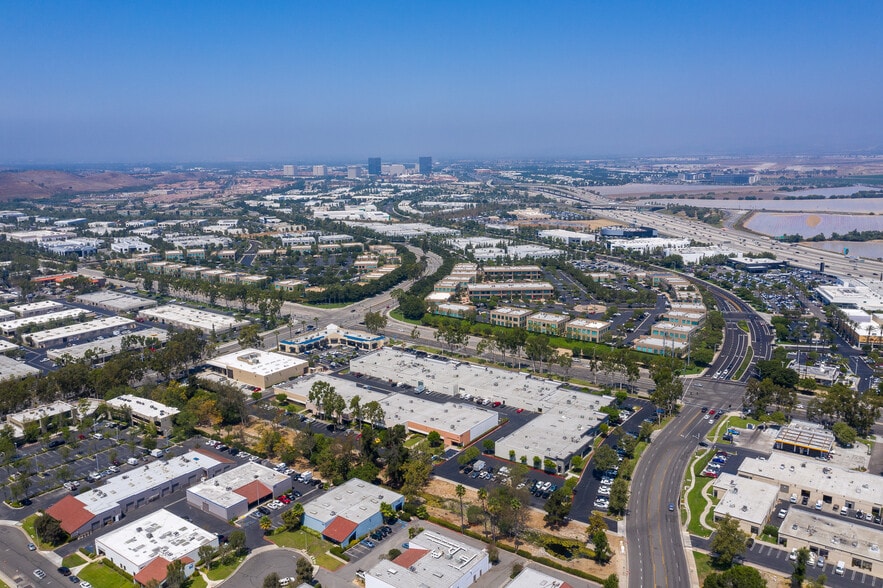 More Photos Of 23052 Lake Forest Dr, Laguna Hills Unknown For Lease