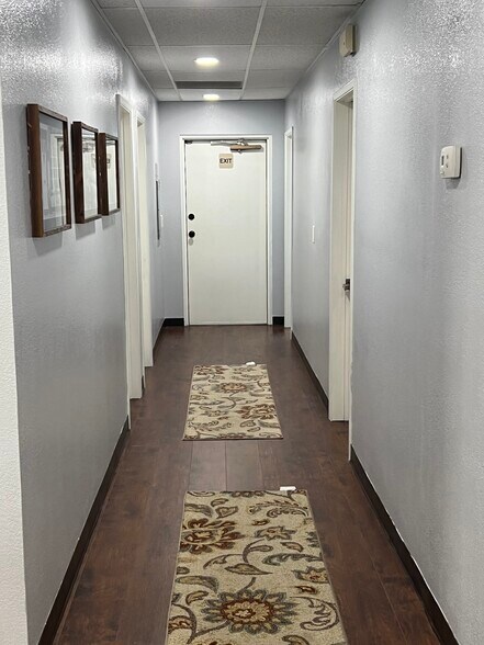 More Photos Of 1625 W Ina Rd, Tucson Medical For Lease