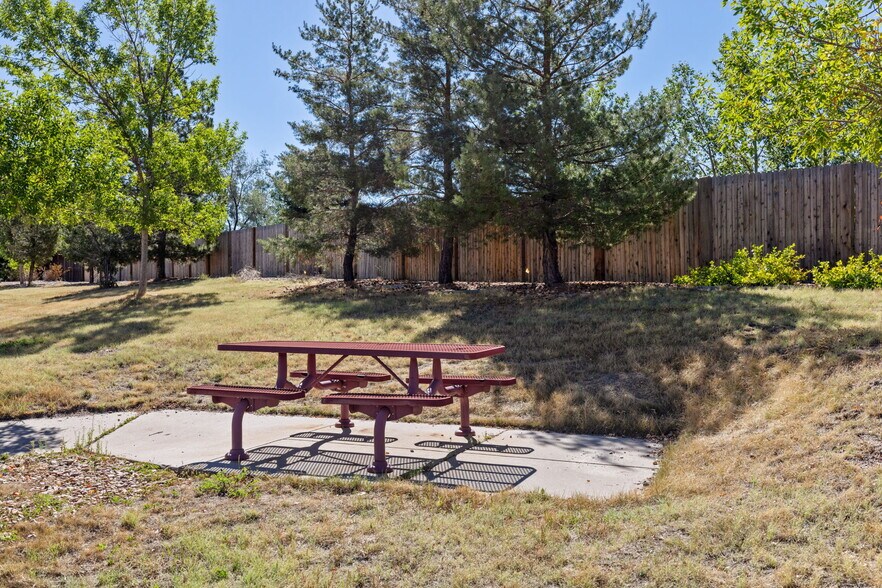 More Photos Of 9226 Teddy Ln, Lone Tree Office For Lease