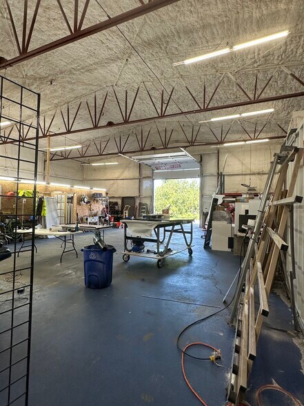 More Photos Of 48 Warehouse Rd, Hyannis Warehouse For Lease