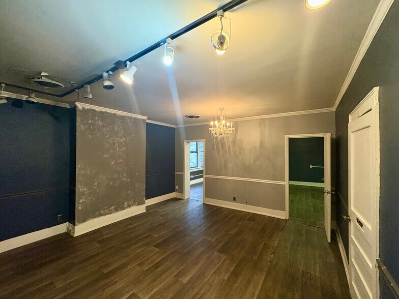 More Photos Of 674 Myrtle St NE, Atlanta Restaurant For Lease