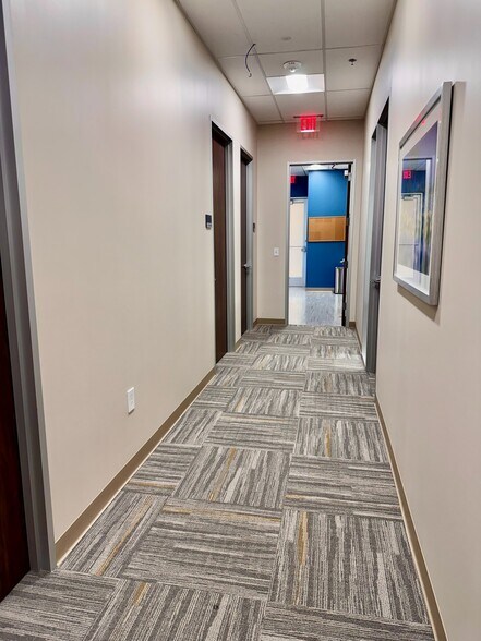 More Photos Of 5668 Edwards Ranch Rd, Fort Worth Medical For Lease