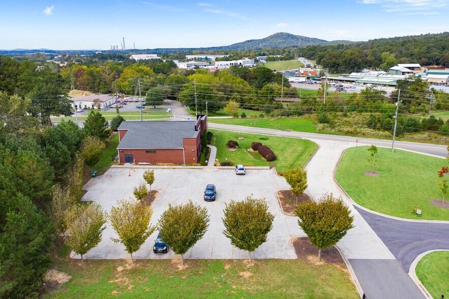 More Photos Of 65 Walnut Grove Rd SE, Cartersville Storefront Retail Office For Sale