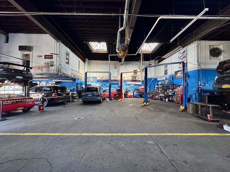 More Photos Of 6307 Fresh Pond Rd, Ridgewood Auto Repair For Sale