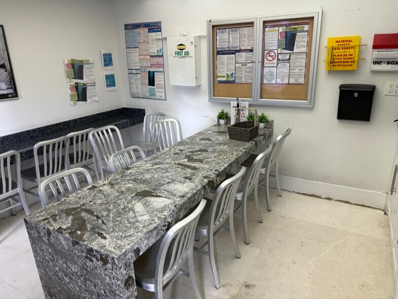 More Photos Of 590 SW 12th Ave, Pompano Beach Warehouse For Sale