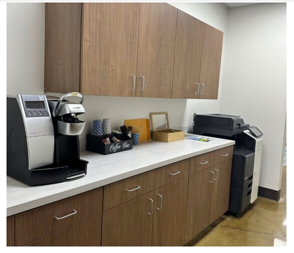 More Photos Of 520 Mineral Trce, Hoover Office For Lease