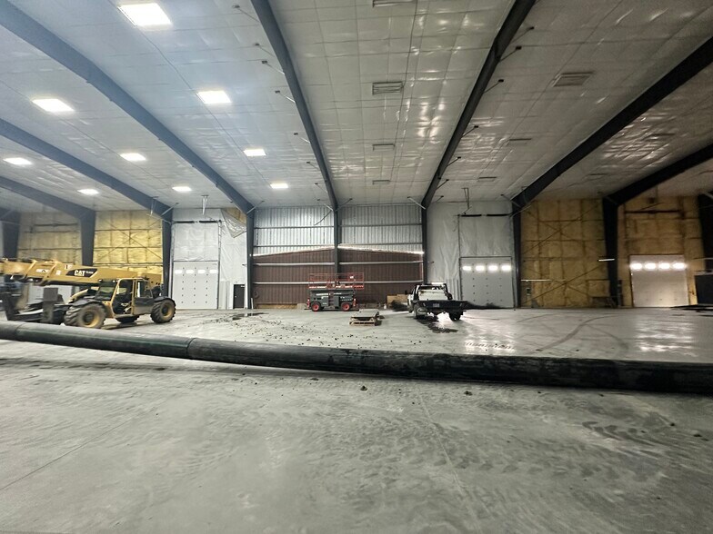 More Photos Of 2777 S 56th St W, Billings Warehouse For Lease