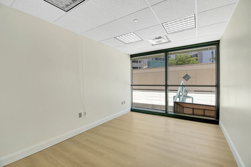 More Photos Of 200 S Andrews Ave, Fort Lauderdale Medical For Sale