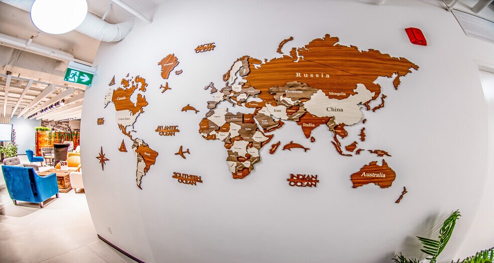 More Photos Of 252 W Esplanade, North Vancouver Coworking Space