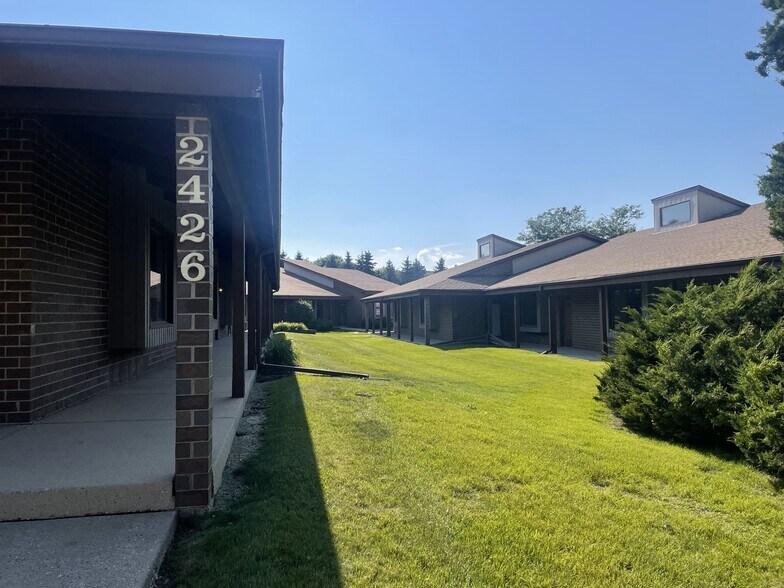 More Photos Of 2420 N Grandview Blvd, Waukesha Office For Lease