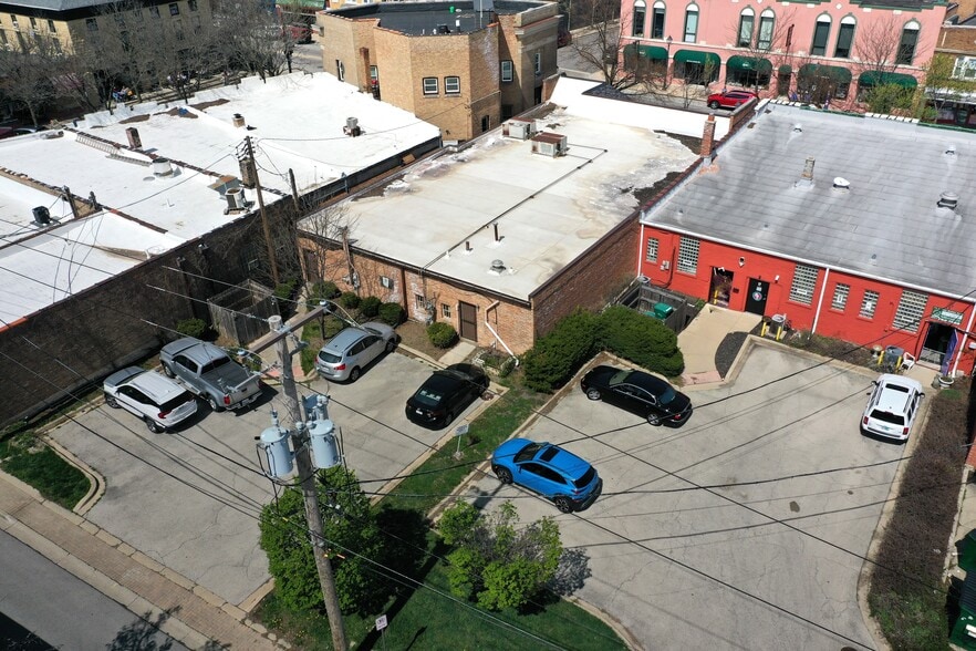 More Photos Of 21-25 W Saint Charles Rd, Lombard Storefront Retail Office For Lease