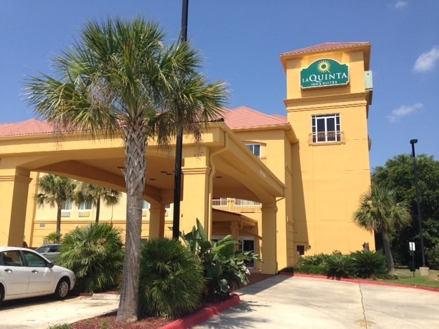 More Photos Of 957 Cedar Lake Rd, Biloxi Hotel For Sale