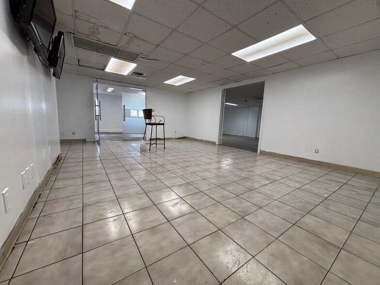 More Photos Of 74-80 Georgia Ave, Brooklyn Warehouse For Lease