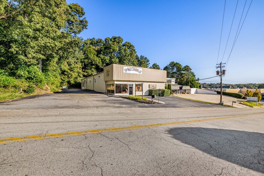 More Photos Of 1358 Plaza Dr, Gainesville Freestanding For Sale