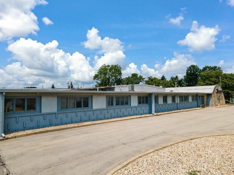 More Photos Of 1301 S 6th St, Noblesville Manufacturing For Sale