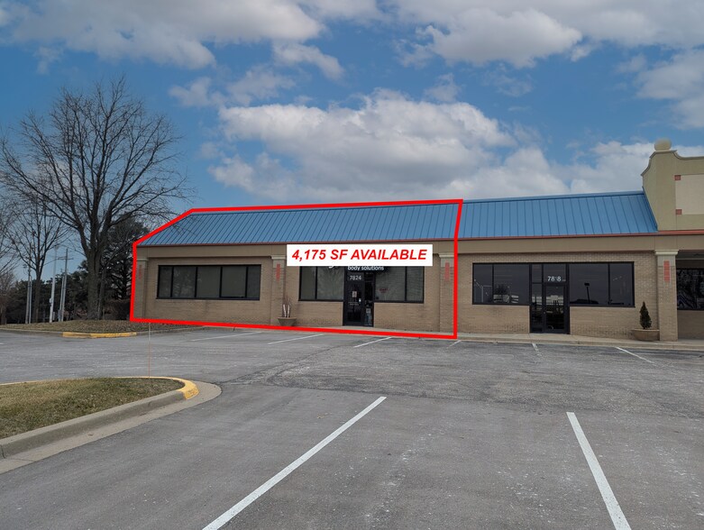 More Photos Of 7102-7580 W 119th St, Overland Park Unknown For Lease