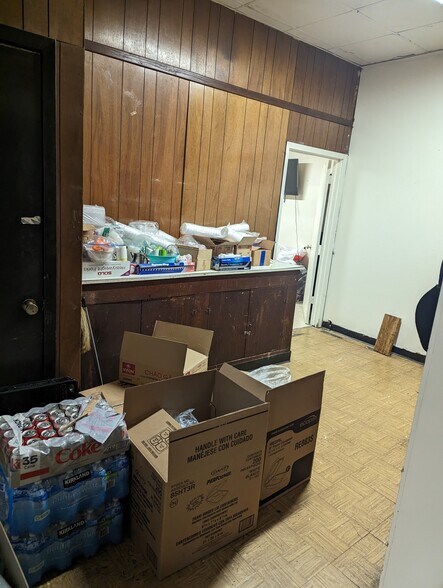 More Photos Of 4800-4816 Navy Rd, Millington Unknown For Lease