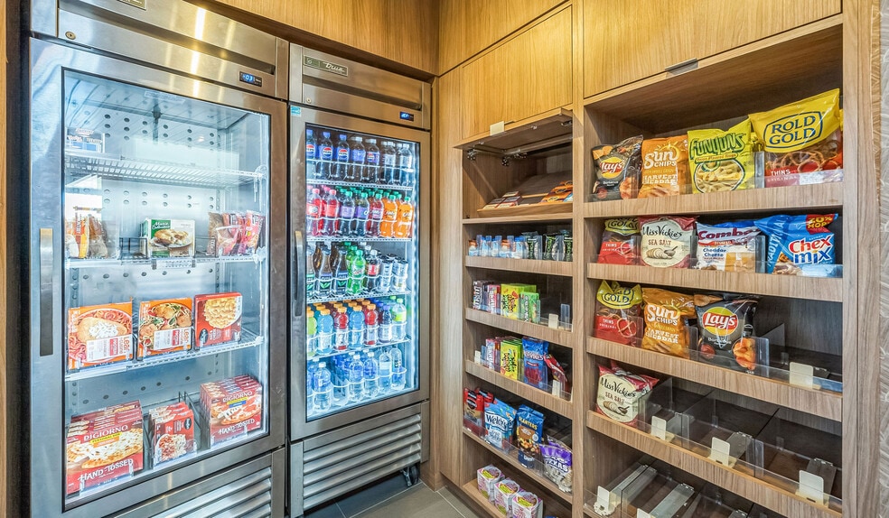 More Photos Of 409 N Clark Rd, Cedar Hill Hotel For Sale