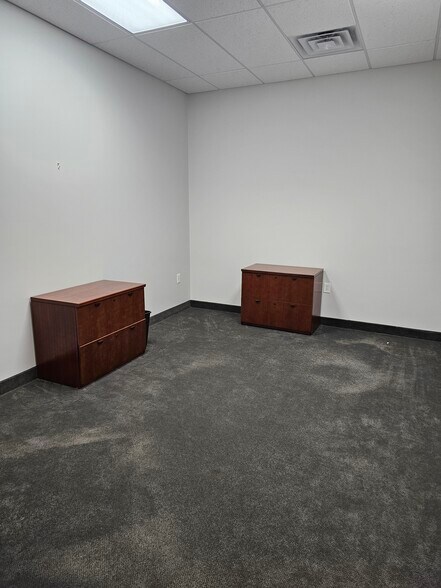 More Photos Of 7950-7994 N Lilley Rd, Canton Light Distribution For Sale