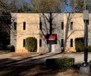 More Photos Of 2054 Rex Rd, Morrow Flex For Sale