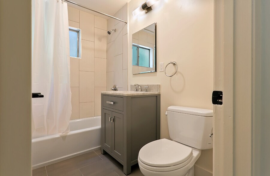 More Photos Of 655-663 Moorpark Way, Mountain View Apartments For Sale