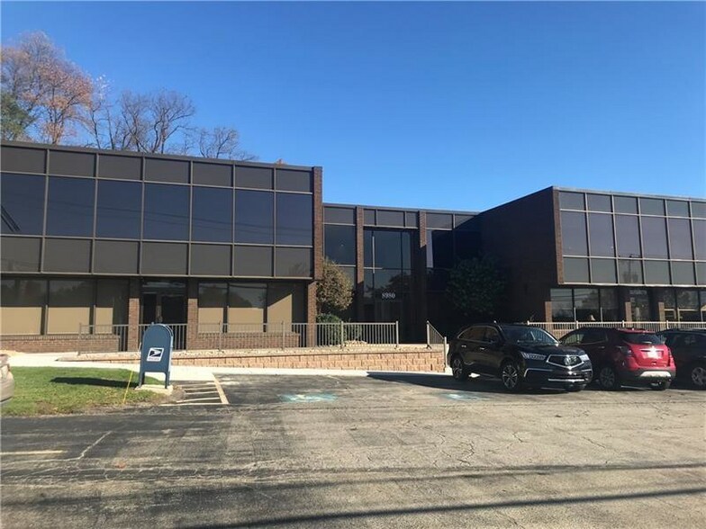 More Photos Of 8980 Perry Hwy, Pittsburgh Office For Lease
