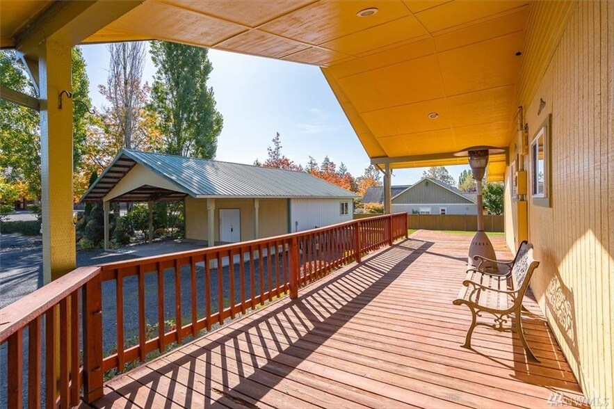 More Photos Of 2175 Jackson Hwy, Chehalis General Retail For Sale