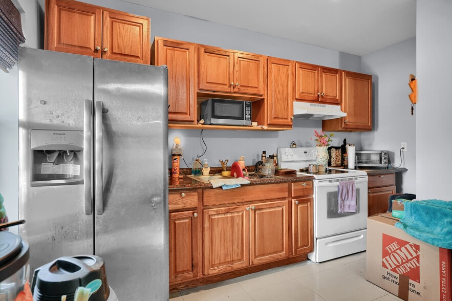 More Photos Of 2155 NW 28th St, Miami Apartments For Sale