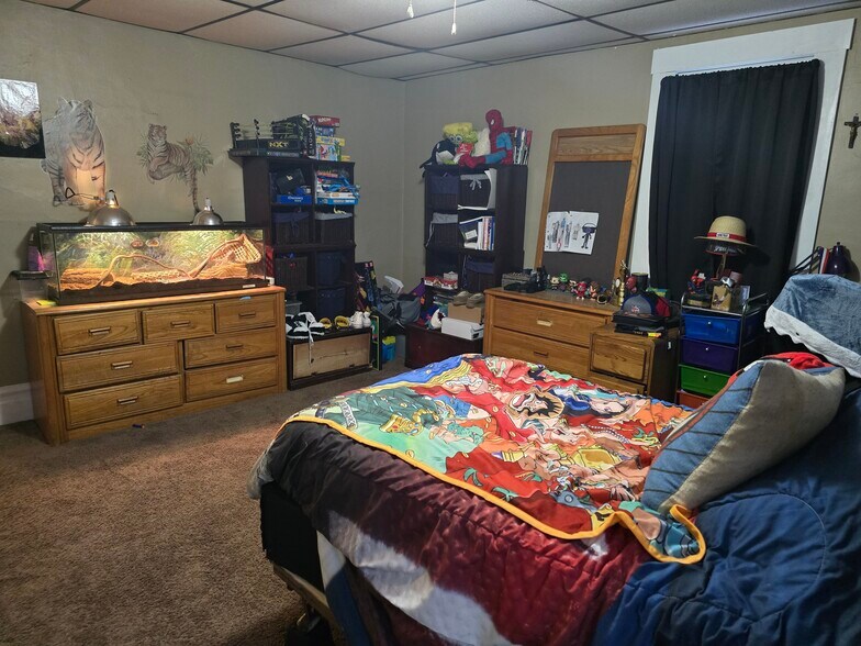 More Photos Of 804 Railroad St, Monongahela Specialty For Sale