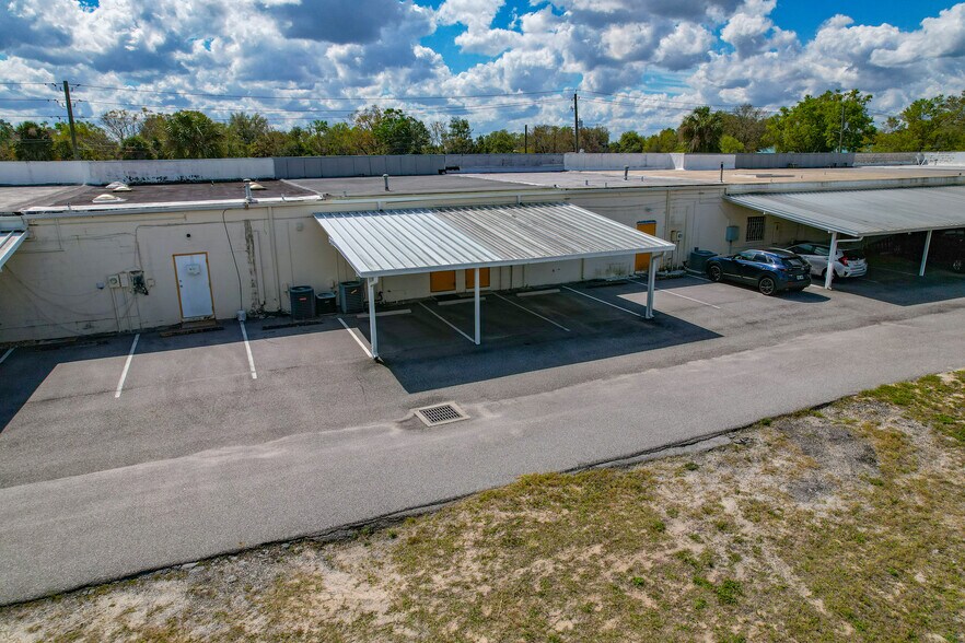 More Photos Of 567 Avenue K SE, Winter Haven Office For Sale