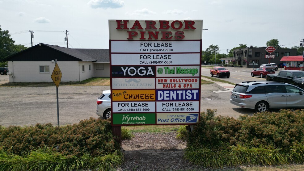 More Photos Of 2807-2867 Orchard Lake Rd, Sylvan Lake Unknown For Lease
