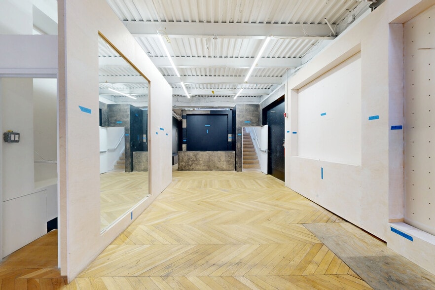 Primary Photo Of 54 Crosby St, New York Storefront For Lease