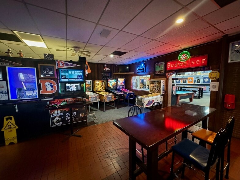 More Photos Of 3665 S Federal Blvd, Sheridan General Retail For Sale