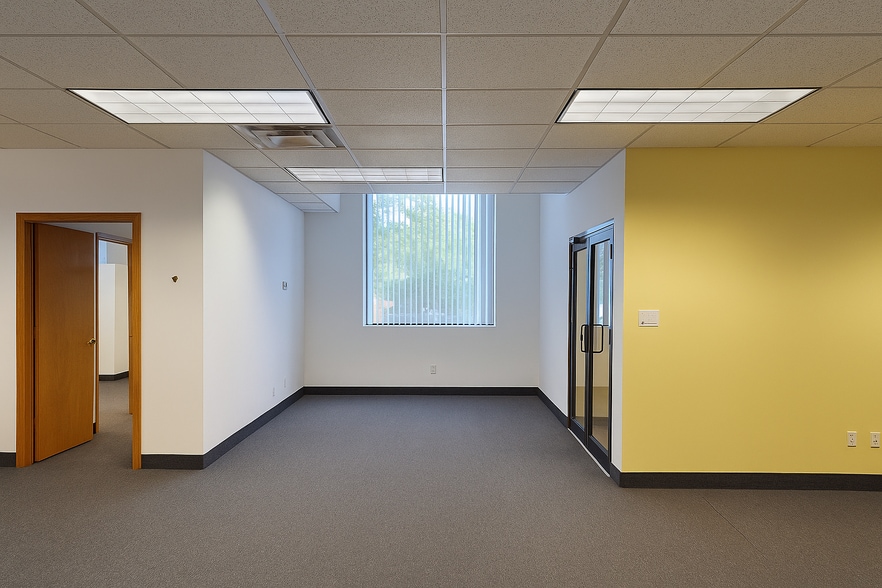More Photos Of 31-21 31st St, Long Island City Office For Lease