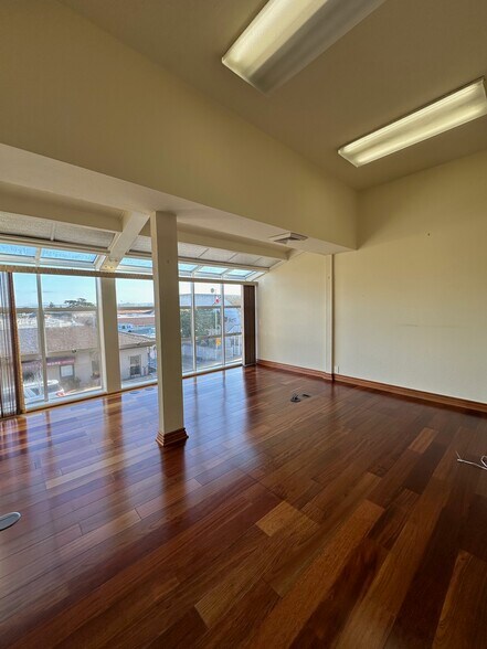 More Photos Of 550 Hartnell St, Monterey Office For Lease