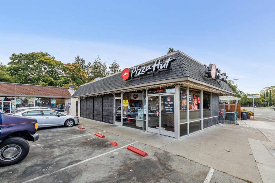 More Photos Of 3401 Middlefield Rd, Menlo Park Convenience Store For Sale